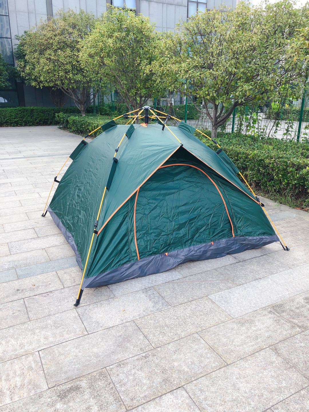 Cheap Goat Tents Outdoor Supplies Double layer Camping Tent 2 3 4 People Automatic Spring type Quick opening Sunscreen Rainproof Windproof Tents Tents 